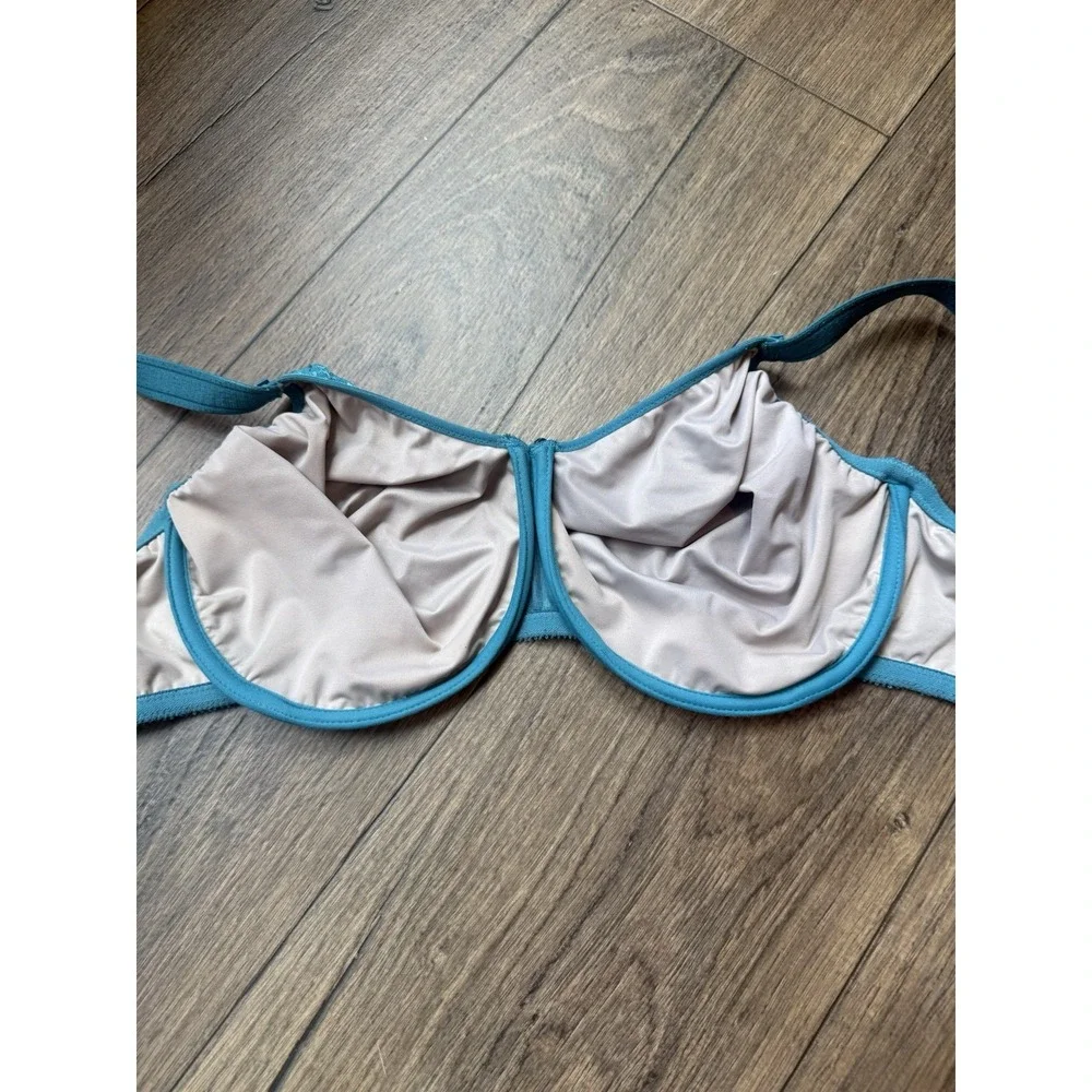 Chantelle C Magnifique Seamless Unlined Minimizer Bra Blue 38DDD Underwire